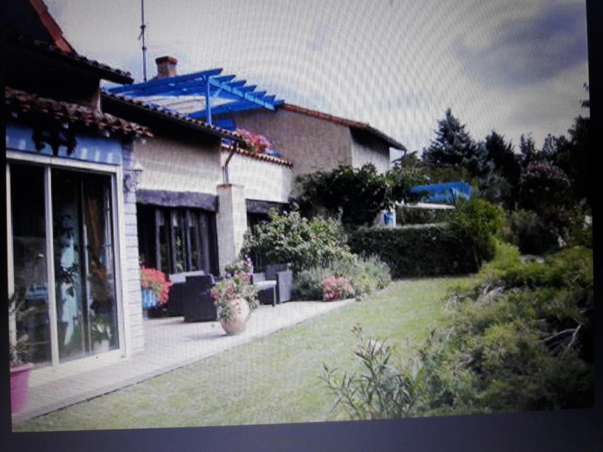 Bed and Breakfast Les Pierres Blanches Bonneuil-Matours Exteriér fotografie